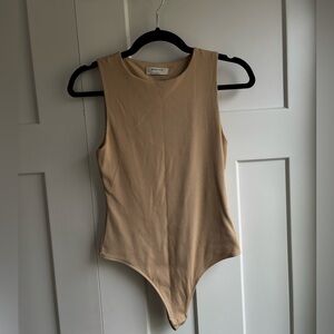 Babaton Bodysuit | size M